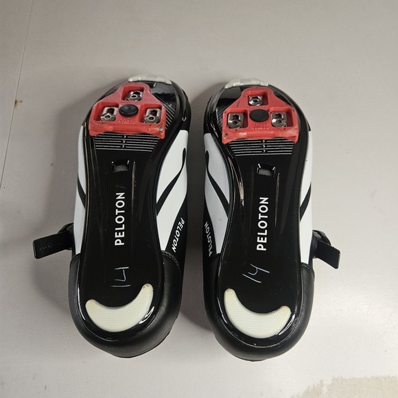 Peloton Cycling Shoe Mens 10 Black Red Womens 11.5 EU 44 - Picture 6 of 9